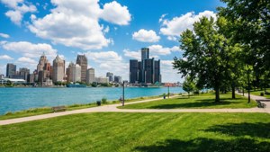 Summer Waterfront Park