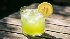 Sunny June Lemonade