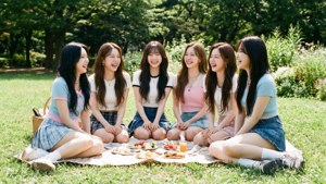Sunny Picnic with Momoland