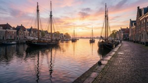 Sunrise Harbor Serenity
