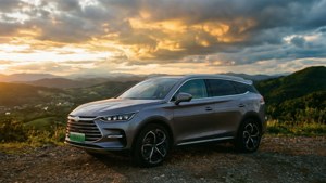 Sunset Summit BYD Tang
