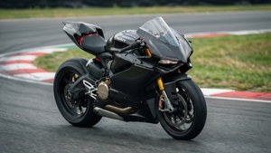 Superleggera Corner