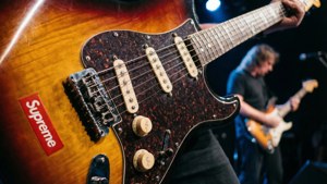 Supreme Electric Guitar
