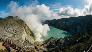 Tangkuban Perahu Crater