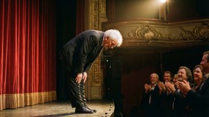 Theater Bow McKellen
