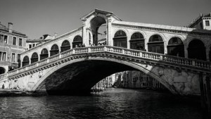 Timeless Rialto in Monochrome