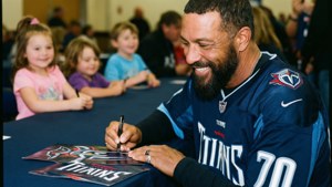 Tony Pollard with Fans