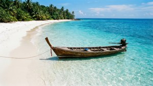 Tropical Boat Escape