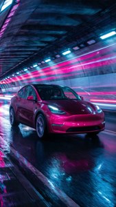 Tunnel Neon Glow