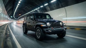 Tunnel Speed Jeep