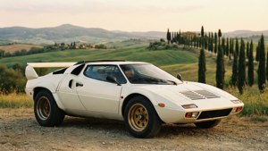 Tuscan Hills Stratos