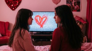TV Date Heart Static