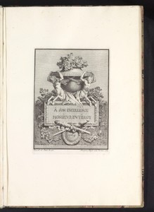 Twee centaurs torsen een ornamentele vaas met een plaquette op een muur