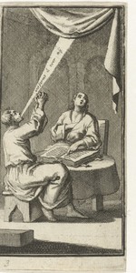 Twee personen aan tafel, de een wijst op een geopende bijbel, de ander bidt met gevouwen handen tot God