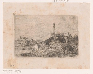 Twee roeiboten op de kant en een boer met twee koeien