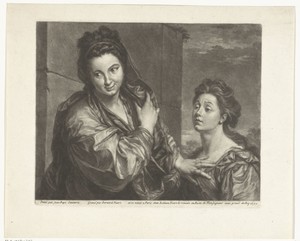Twee vrouwen bij een muur