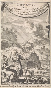 Twee wetenschappers discussiërend in een landschap