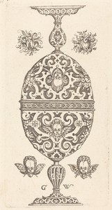 Two small goblets superimposed in reverse