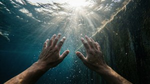 Underwater Finish