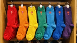 Uniqlo Sock Rainbow