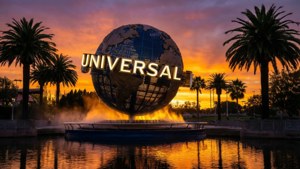 Universal Globe Sunset
