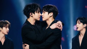 V and Jimin Performance