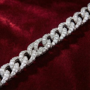 Velvet Luxe Chain
