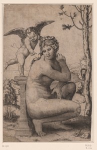 Venus hurkend bij zuil waarop Amor staat