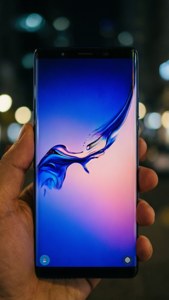 Vibrant Screen Note 8