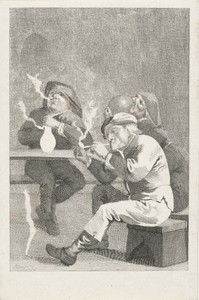 Vier rokende en drinkende mannen aan een tafel
