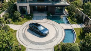 Villa Aerial Raeton