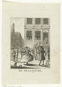 Vrouw draaiend met voorwerpen voor publiek op kermis