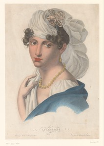 Vrouw met gouden oorbel, ketting en witte sluier