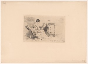 Vrouw met waaier in lage stoel