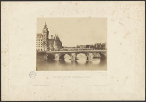 Vue prise du pont Notre-Dame, à Paris