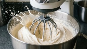 Whipping Meringue