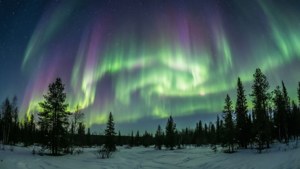 Widescreen Northern Lights
