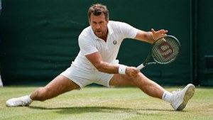 Wimbledon Backhand Stretch