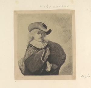 Zelfportret met hoed met slappe rand en geborduurde mantel