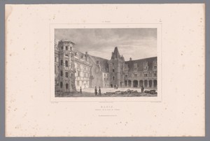 Zicht op de binnenplaats van het kasteel van Blois met de spiraalvormige trap