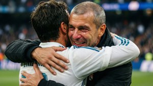 Zidane Real Madrid Hug